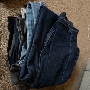 6 pair of maternity jeans, Size M.